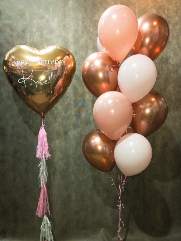 Фонтан из воздушных шаров С Днём рождения, Катя